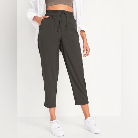 NWT! Lost in the Woods High-Waisted StretchTech Cropped Tapered Pants - Small 🏋️ - Picture 1 of 3